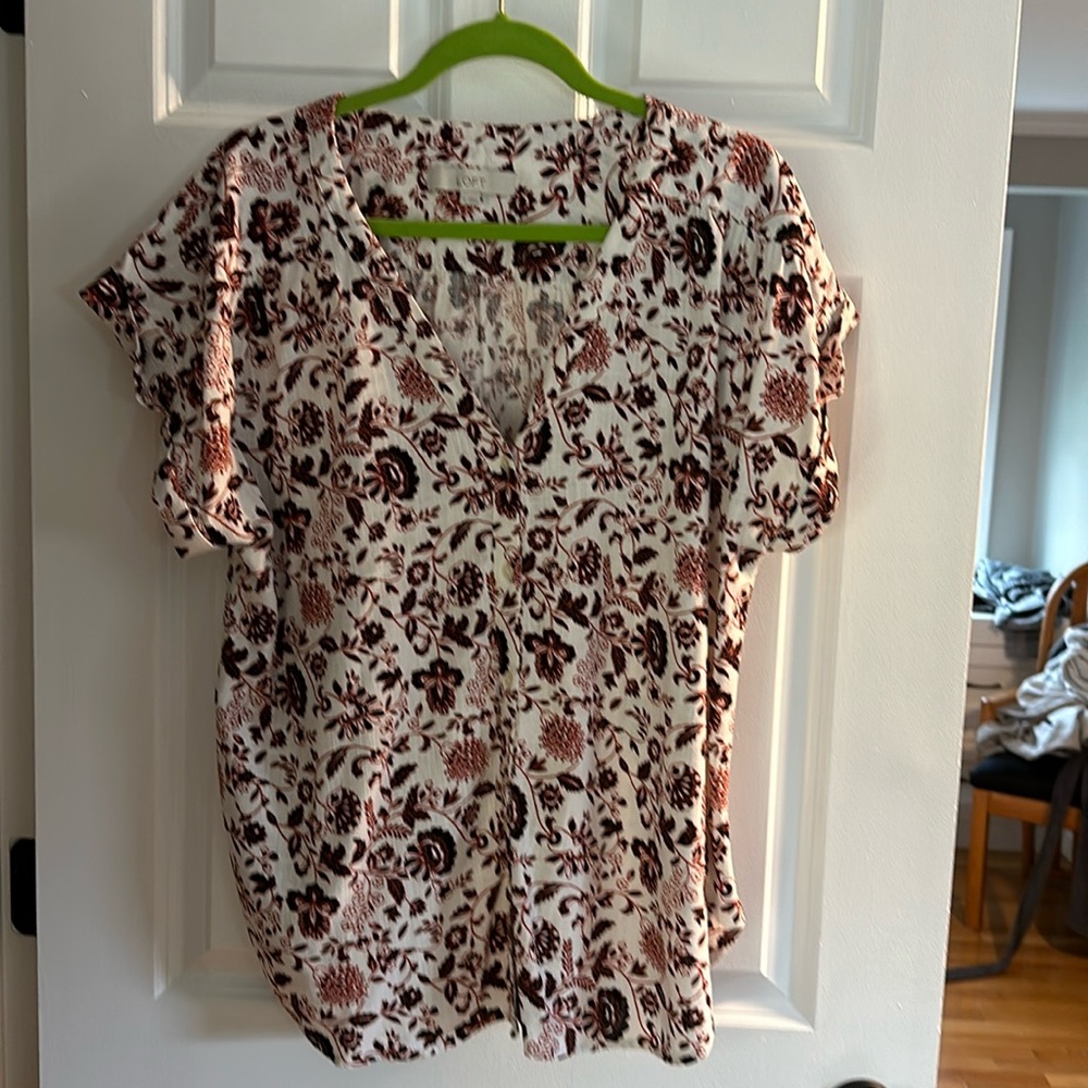 LOFT- White Burgundy flowers blouse, v-neck button down and capped sleeves